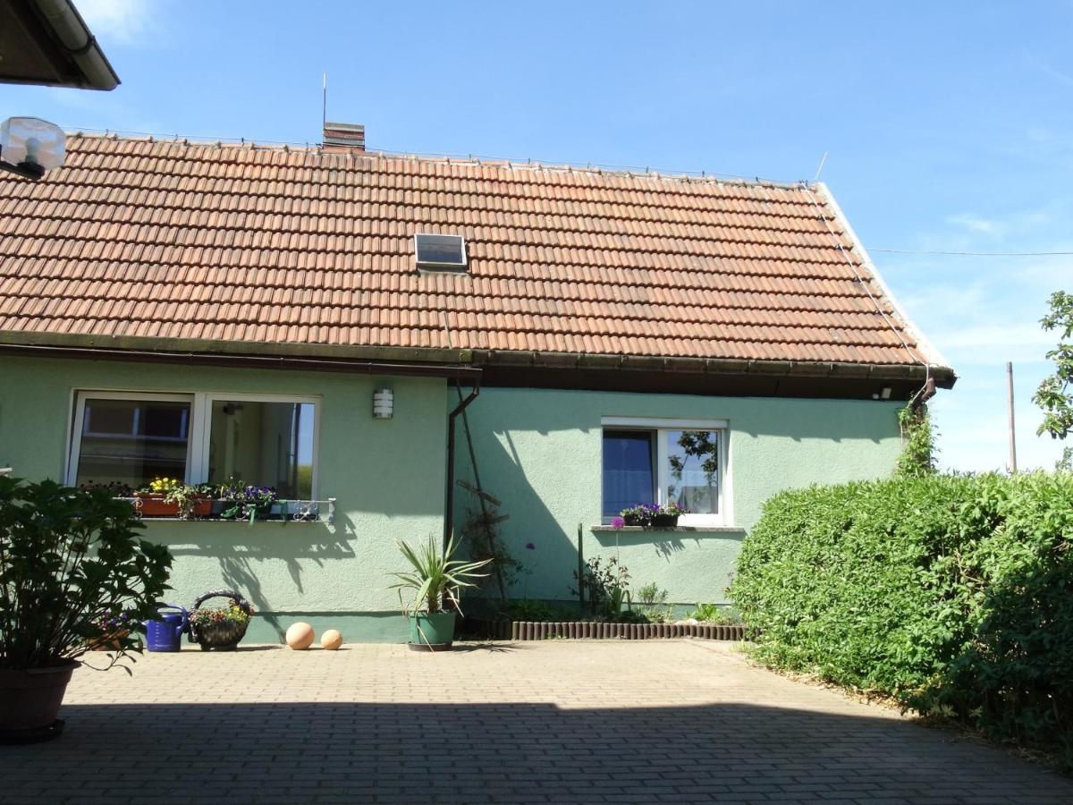 Ferienwohnung Landblick Bucha  Екстериор снимка